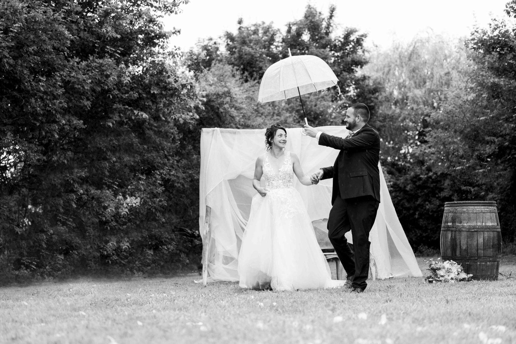 Élise & Julien, Domaine de la Chopinière, Sainte-Cécile, Vendée, photo 7 sur 10