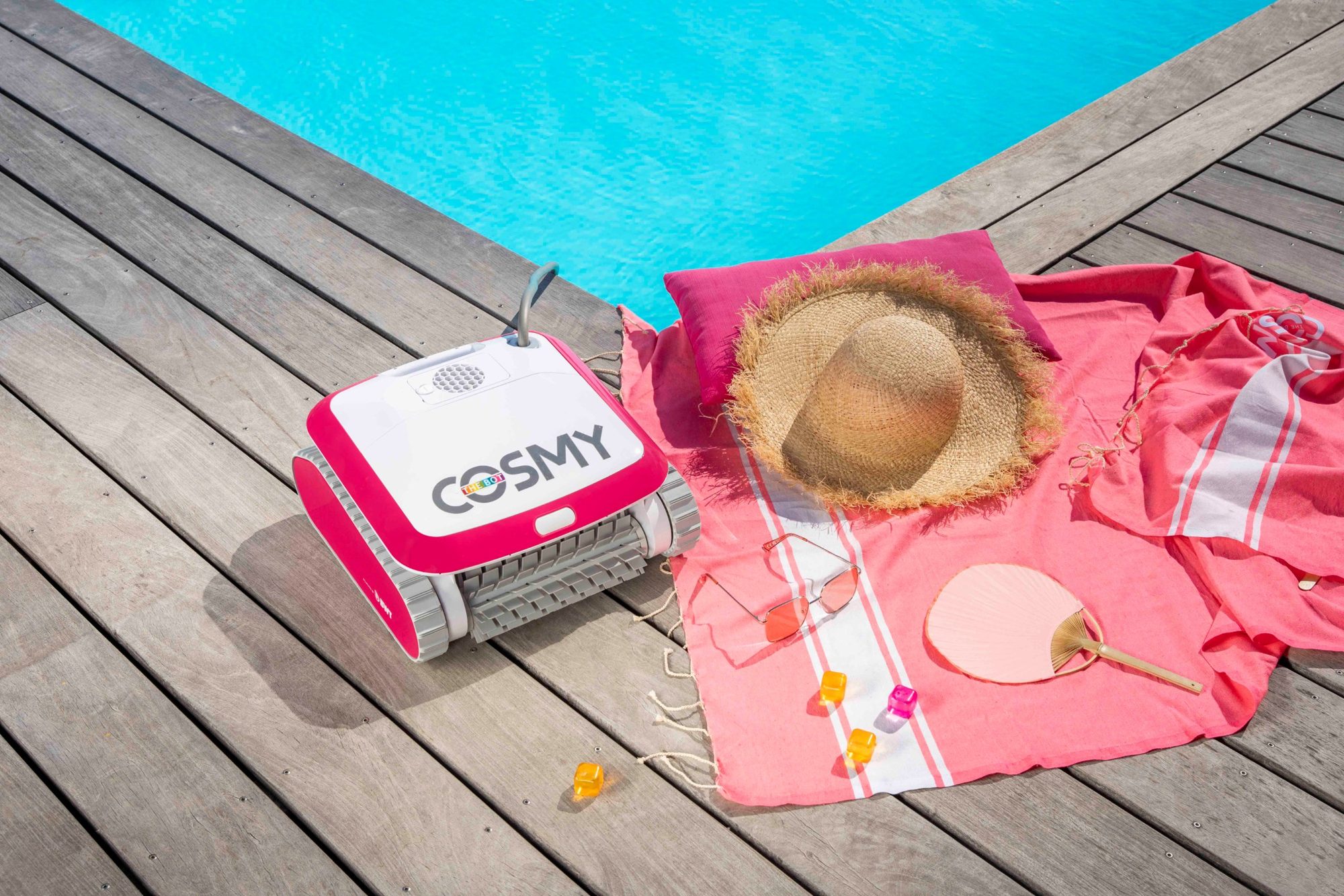 Cosmy, le nouveau robot de piscine — photo 3 sur 8