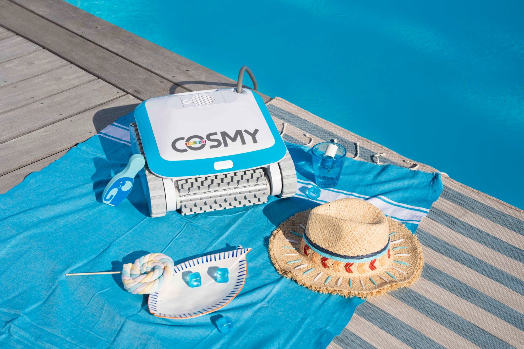 Cosmy, le nouveau robot de piscine — photo 4 sur 8