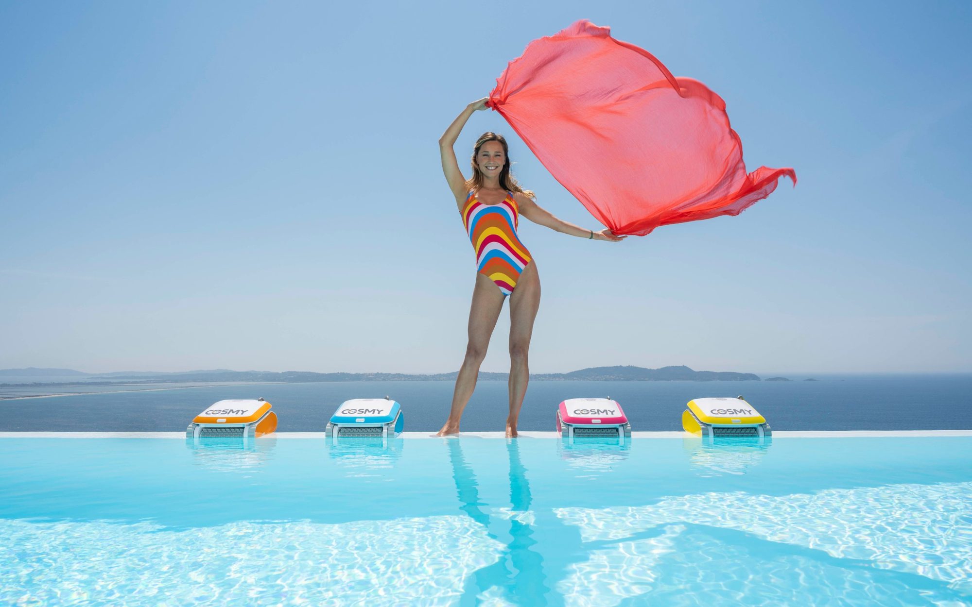 Cosmy, le nouveau robot de piscine — photo 5 sur 8