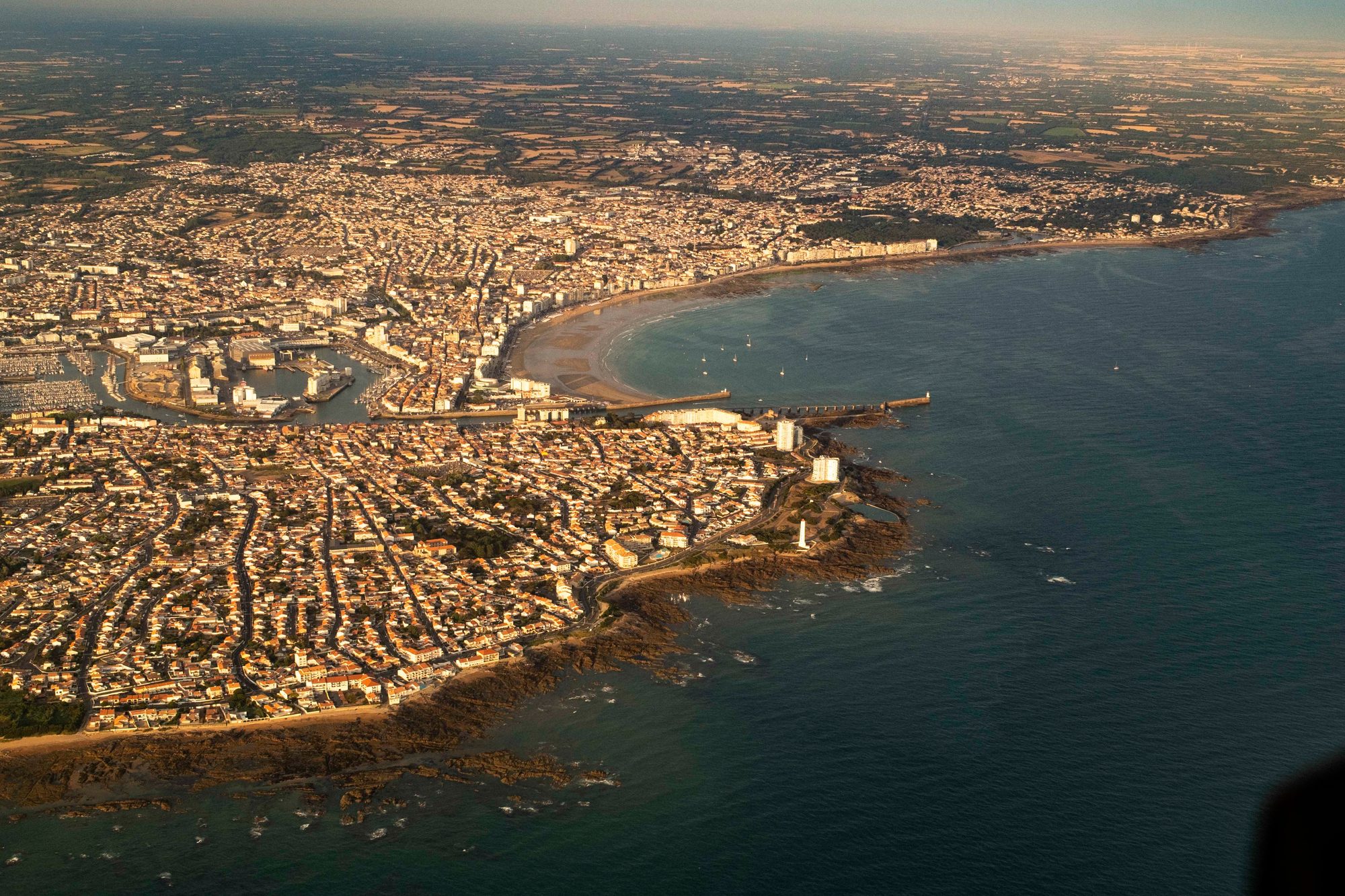 Vidéaste et photographe aux Sables-d'Olonne, en Vendée.